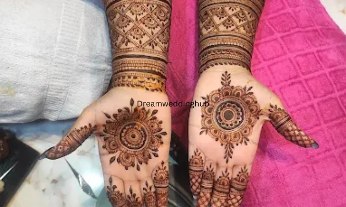 Nusrats mehendi art